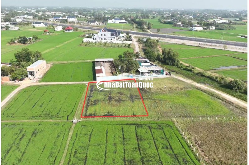 CẦN BÁN GẤP 5 LÔ ĐẤT NỀN XÃ ĐỨC HÒA, LONG AN – NGAY TRỤC ĐT.823D